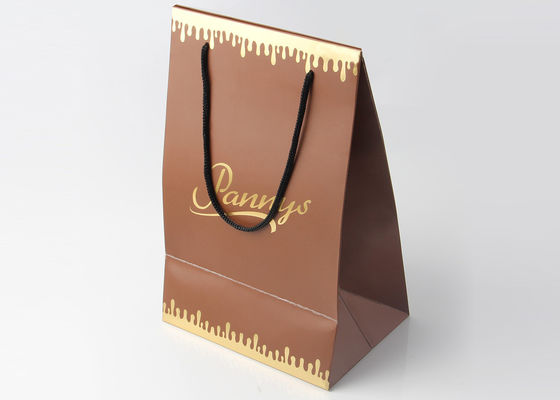 Cor completa dos sacos de compras matte do papel do retalho de Brown para a embalagem cosmética