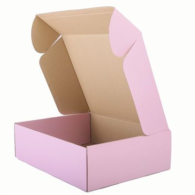 4C deslocou o cartão de empacotamento CMYK do rosa 157gsm das caixas do presente para a roupa