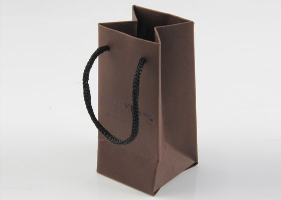 Papel de embalagem De papel atrativo e durável dos sacos de compras com material reciclado 100%