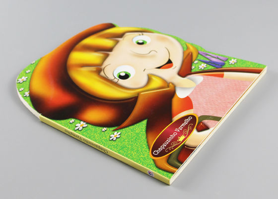 De crianças cortadas amigáveis do cartão de Eco os livros com superfície de impressão a cores completa